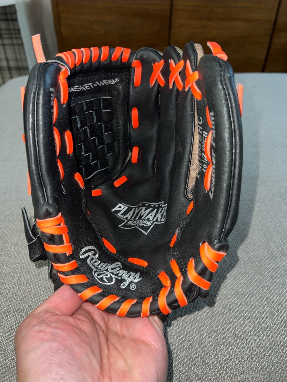 Rawlings Playmaker Series 10.5-inch youth baseball glove NWOT